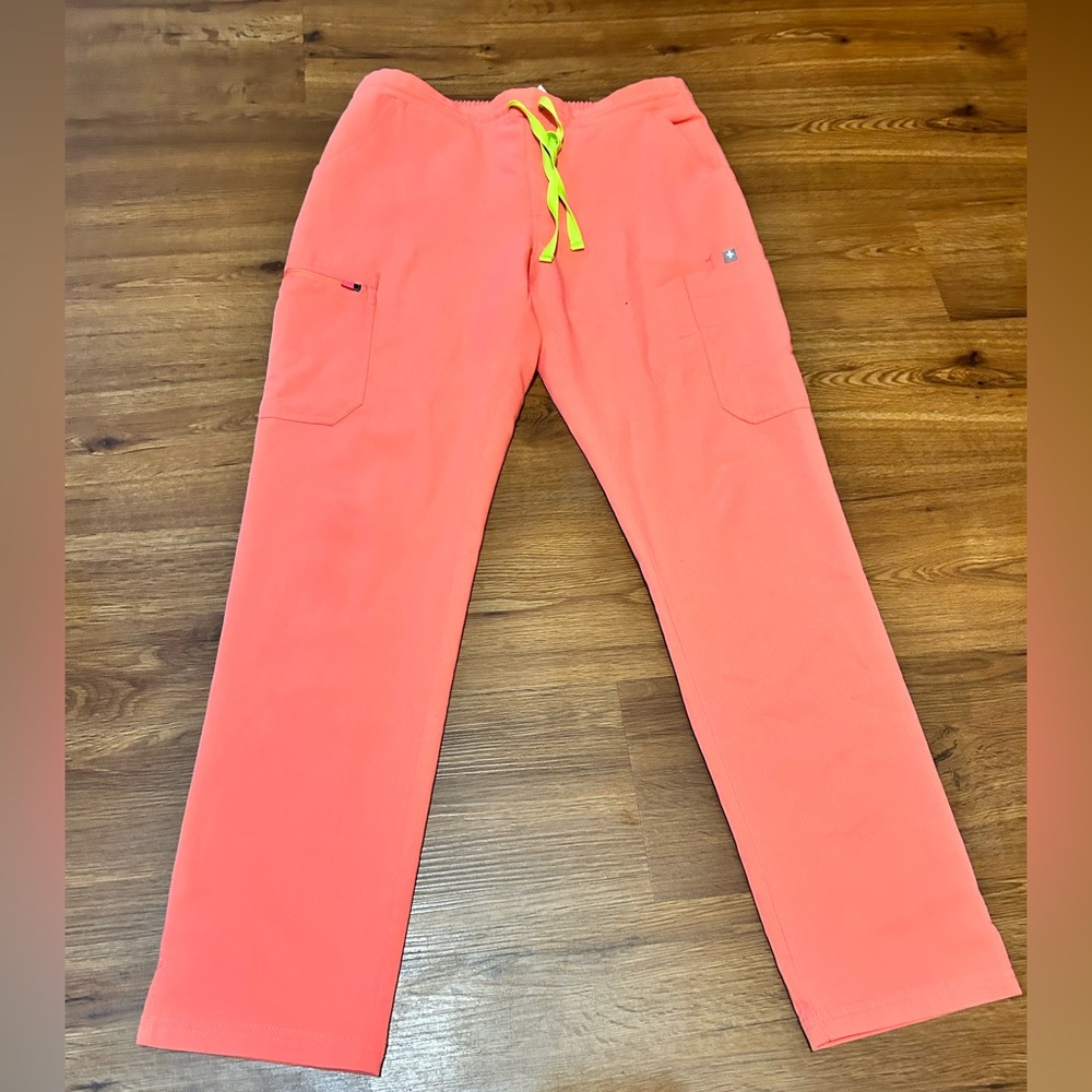 Figs women's Hot Coral Yola™ - Skinny Scrub Pants - S / Hot Coral Used
